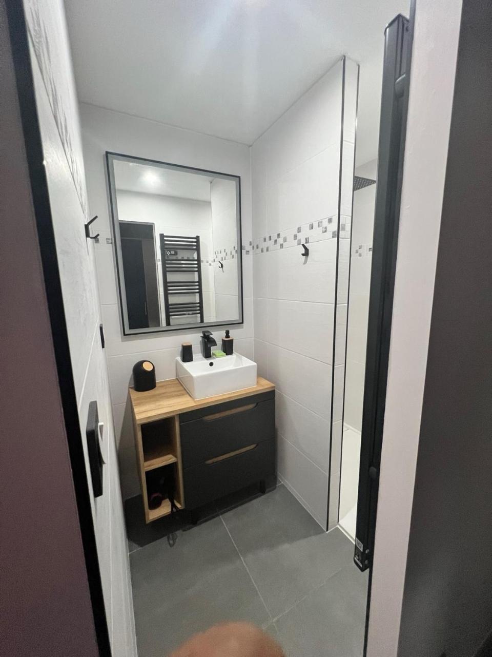 Studio Cosy Pour 2 Personnes A Thuir Apartman Kültér fotó